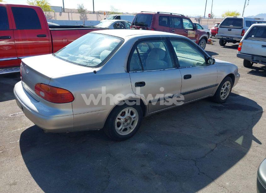 Photo 4 of 1998 Chevrolet Prizm LSI (VIN 1Y1SK5288WZ410595)