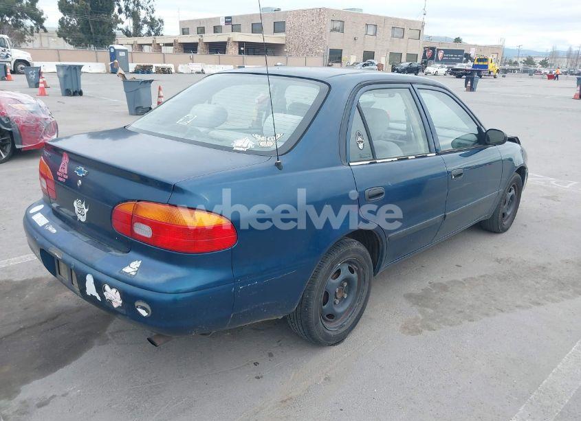 Photo 4 of 1999 Chevrolet Prizm (VIN 1Y1SK5288XZ425728)