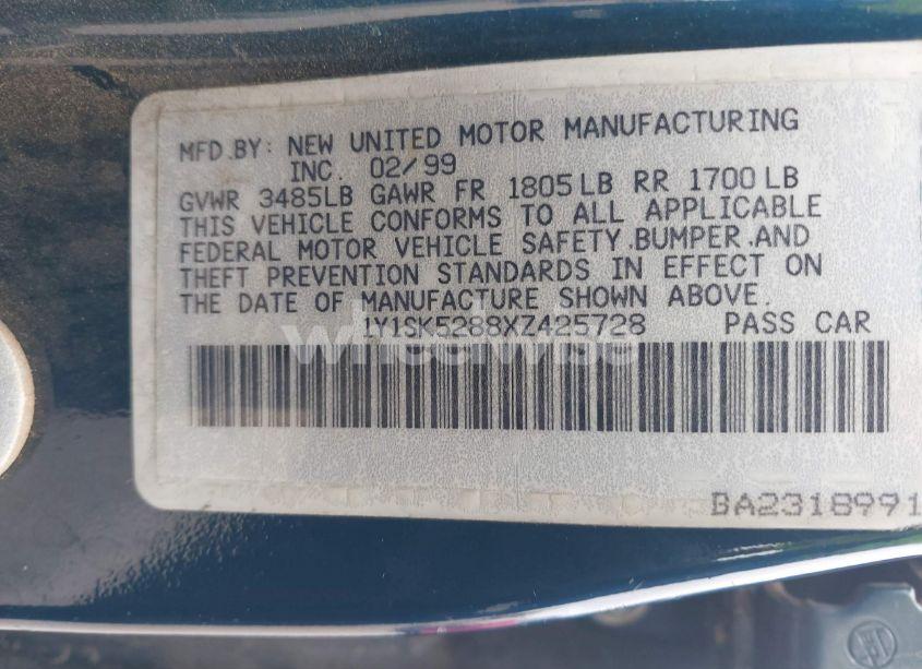 Photo 9 of 1999 Chevrolet Prizm (VIN 1Y1SK5288XZ425728)