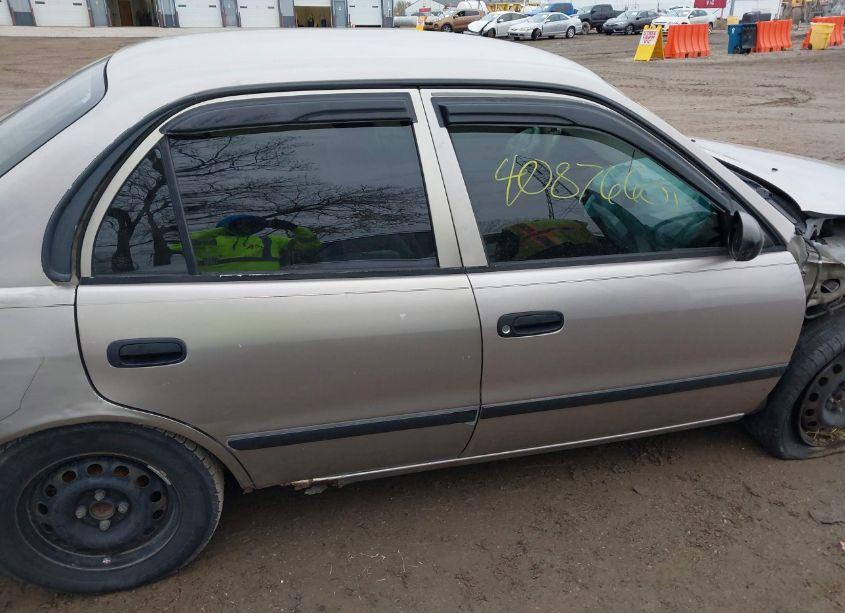 Photo 14 of 1998 Chevrolet Prizm (VIN 1Y1SK5289WZ410217)