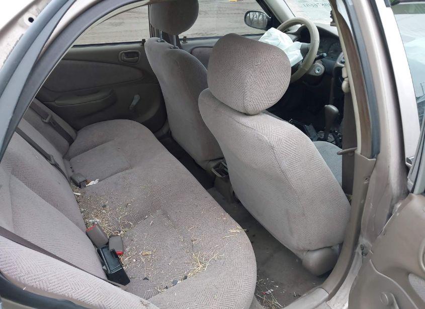 Photo 8 of 1998 Chevrolet Prizm (VIN 1Y1SK5289WZ410217)