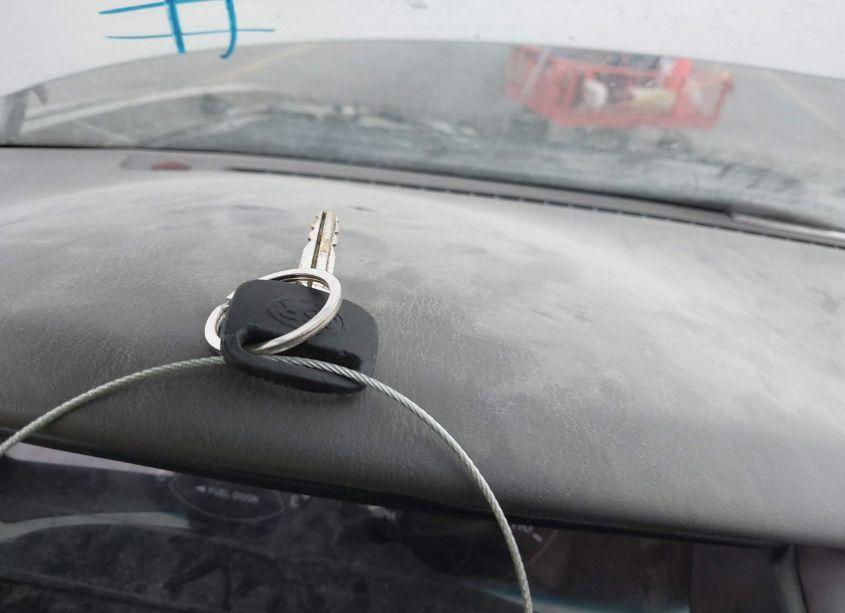 Photo 11 of 2002 Chevrolet Prizm (VIN 1Y1SK528X2Z424816)