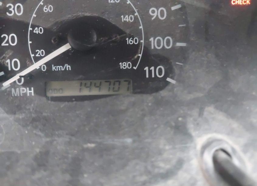 Photo 7 of 2002 Chevrolet Prizm (VIN 1Y1SK528X2Z424816)