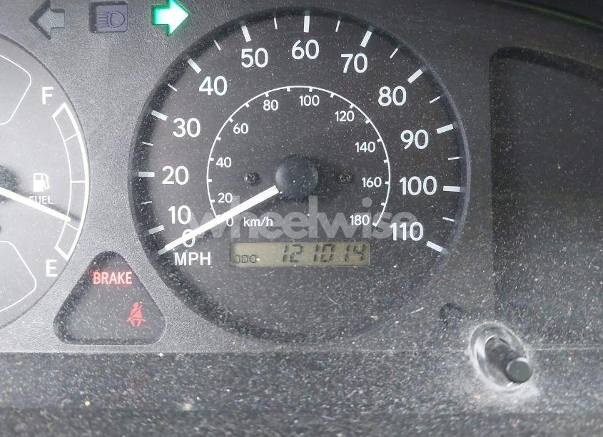 Photo 7 of 1999 Chevrolet Prizm (VIN 1Y1SK528XXZ444006)