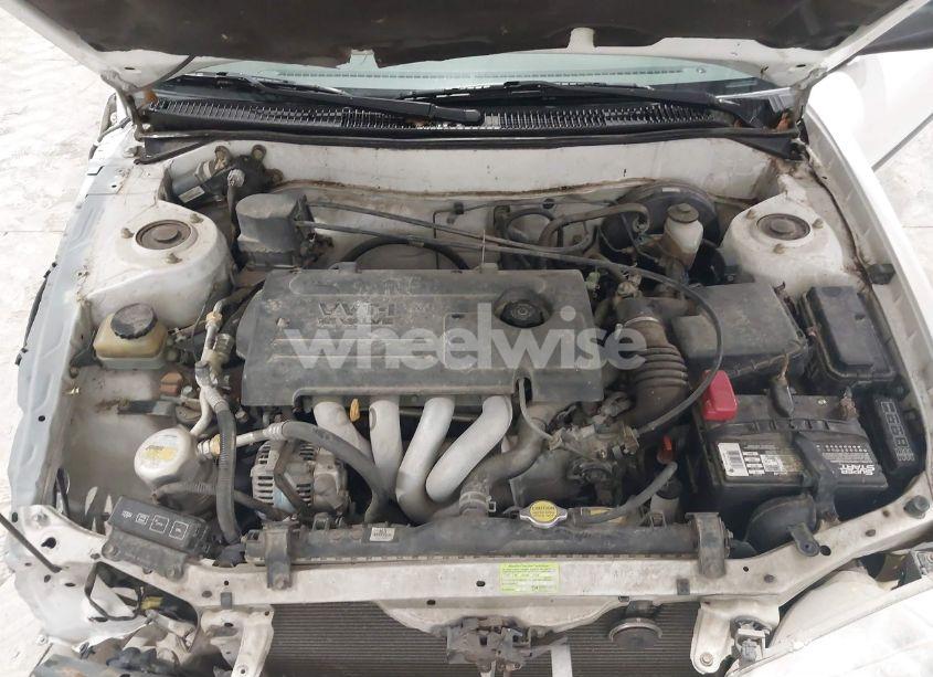 Photo 10 of 2000 Chevrolet Prizm (VIN 1Y1SK528XYZ430060)