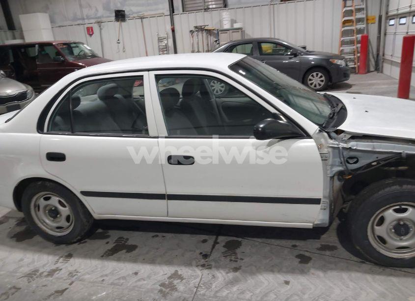 Photo 14 of 2000 Chevrolet Prizm (VIN 1Y1SK528XYZ430060)