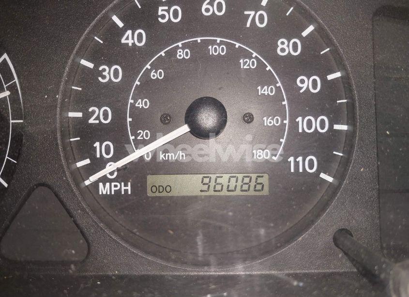 Photo 16 of 2000 Chevrolet Prizm (VIN 1Y1SK528XYZ430060)