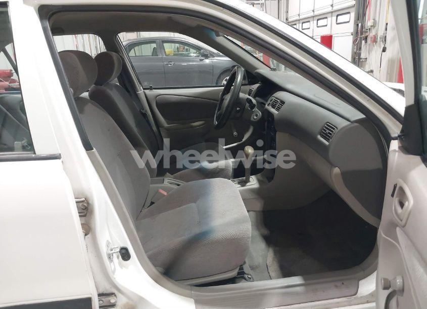 Photo 5 of 2000 Chevrolet Prizm (VIN 1Y1SK528XYZ430060)