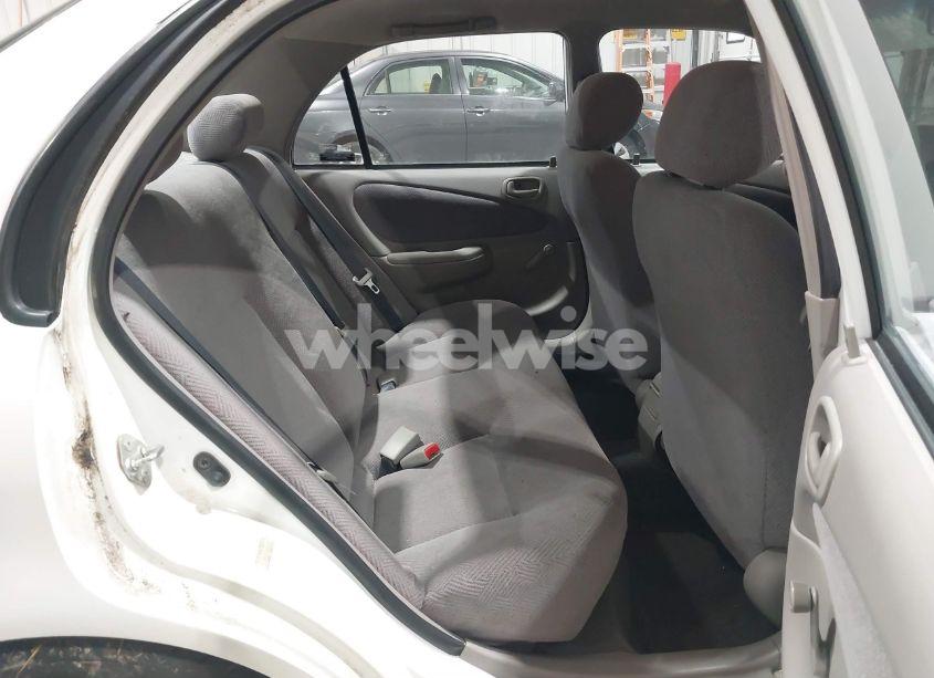 Photo 8 of 2000 Chevrolet Prizm (VIN 1Y1SK528XYZ430060)