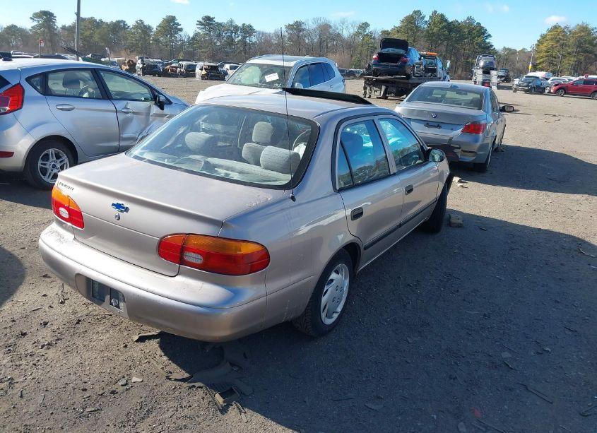 Photo 4 of 2000 Chevrolet Prizm (VIN 1Y1SK5482YZ404419)