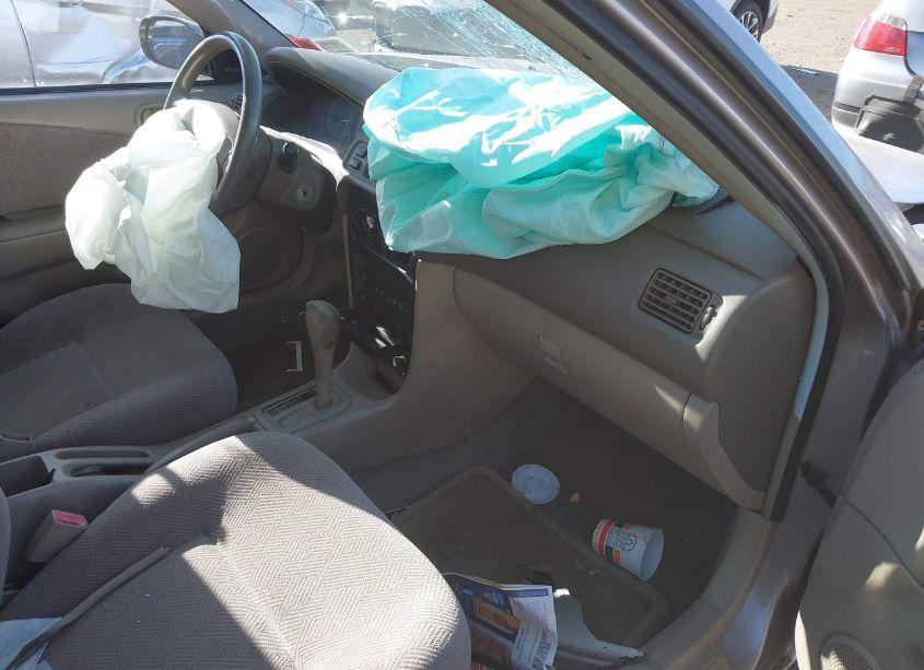 Photo 5 of 2000 Chevrolet Prizm (VIN 1Y1SK5482YZ404419)