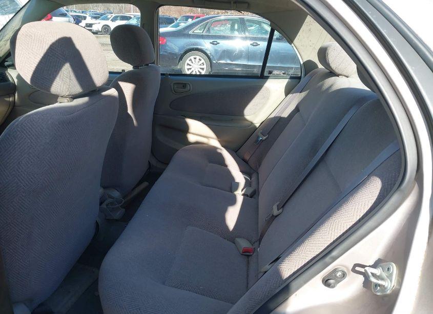 Photo 8 of 2000 Chevrolet Prizm (VIN 1Y1SK5482YZ404419)