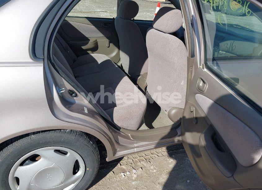 Photo 8 of 1999 Chevrolet Prizm (VIN 1Y1SK5487XZ434983)