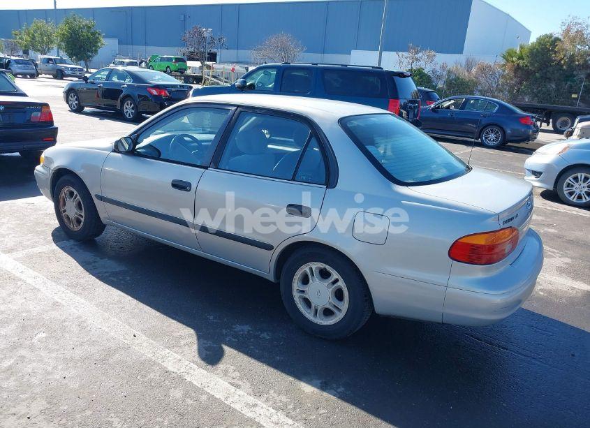 Photo 3 of 2000 Chevrolet Prizm LSI (VIN 1Y1SK548XYZ426149)