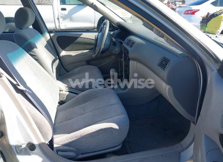 Photo 5 of 2000 Chevrolet Prizm LSI (VIN 1Y1SK548XYZ426149)