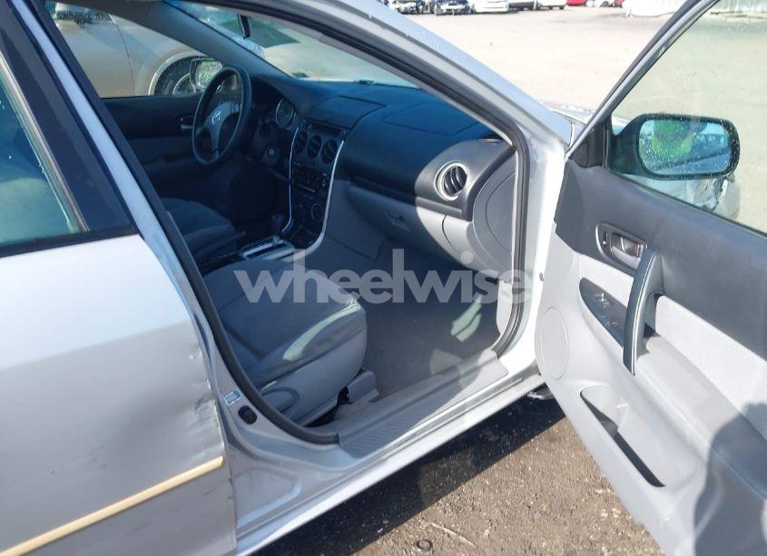 Photo 5 of 2006 Mazda Mazda6 I (VIN 1YVFP80C165M62457)