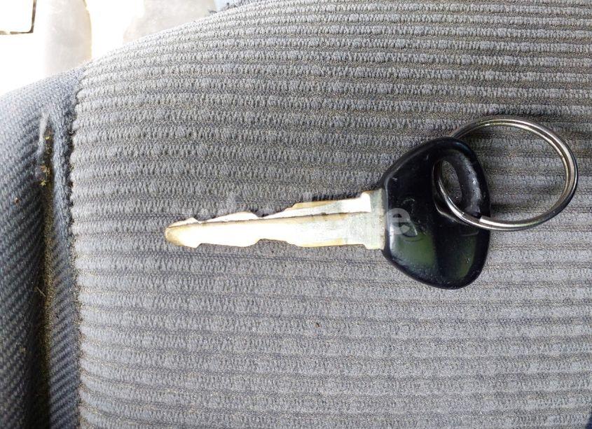 Photo 11 of 2003 Mazda Mazda6 I (VIN 1YVFP80C935M10165)