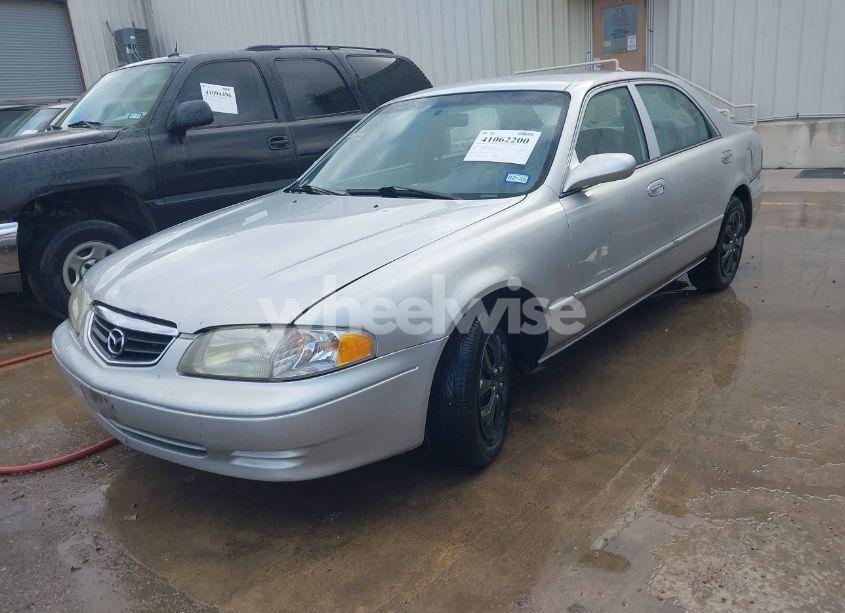 Photo 2 of 2000 Mazda 626 ES/LX (VIN 1YVGF22C2Y5101968)