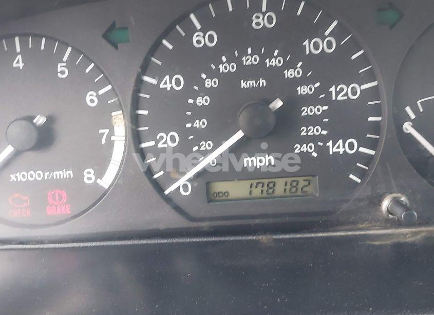 Photo 15 of 1999 Mazda 626 ES/LX (VIN 1YVGF22C8X5900510)