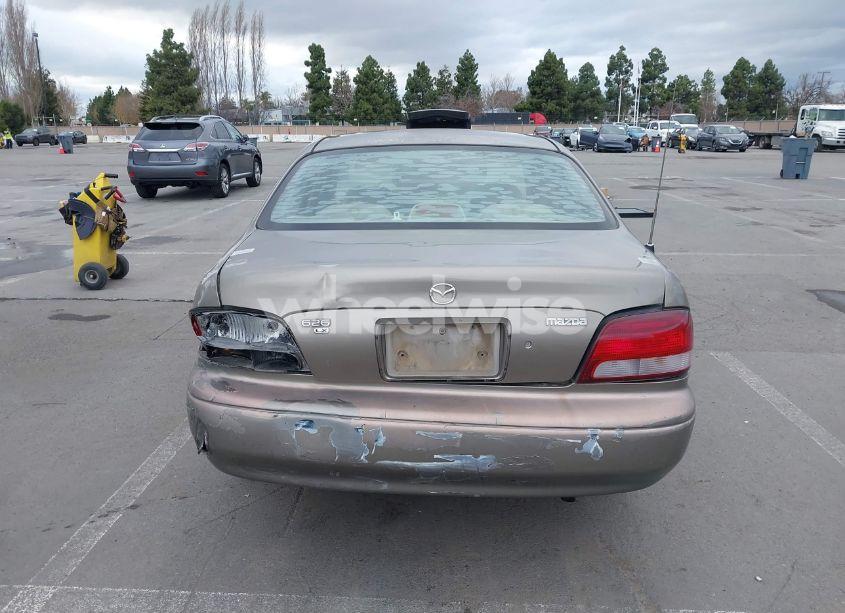 Photo 16 of 1999 Mazda 626 ES/LX (VIN 1YVGF22C8X5900510)