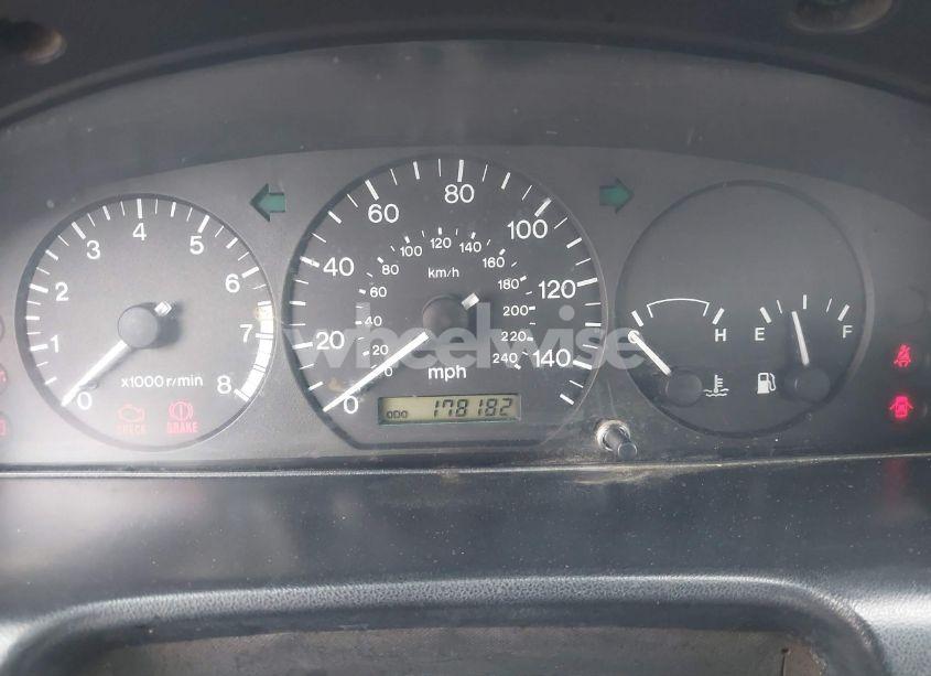 Photo 7 of 1999 Mazda 626 ES/LX (VIN 1YVGF22C8X5900510)