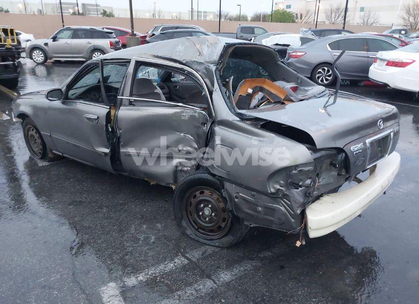 Photo 3 of 2000 Mazda 626 ES/LX (VIN 1YVGF22CXY5151355)