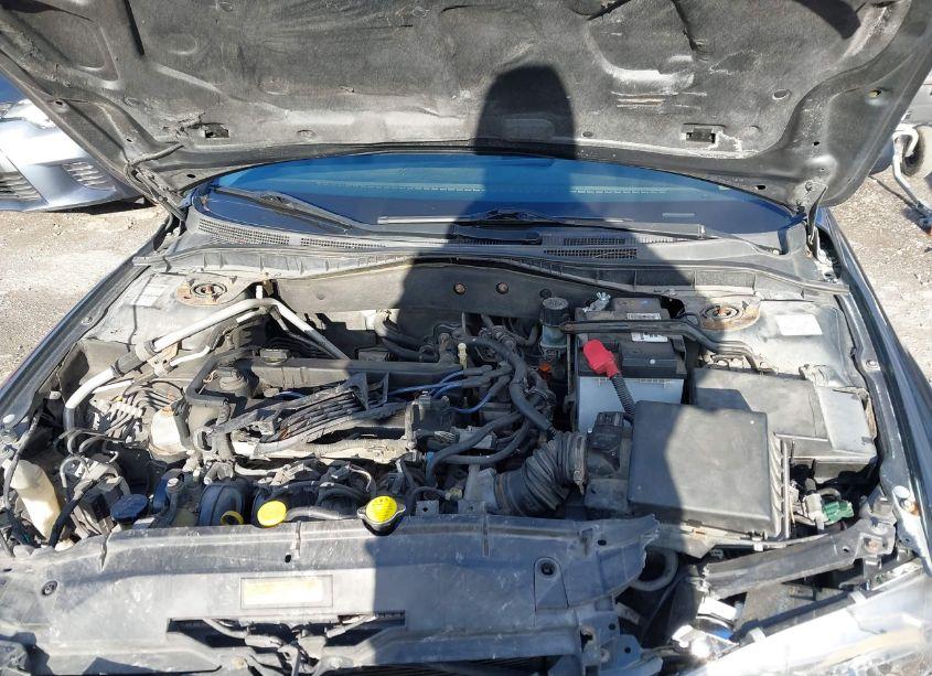 Photo 10 of 2005 Mazda 6 I (VIN 1YVHP80C155M40983)