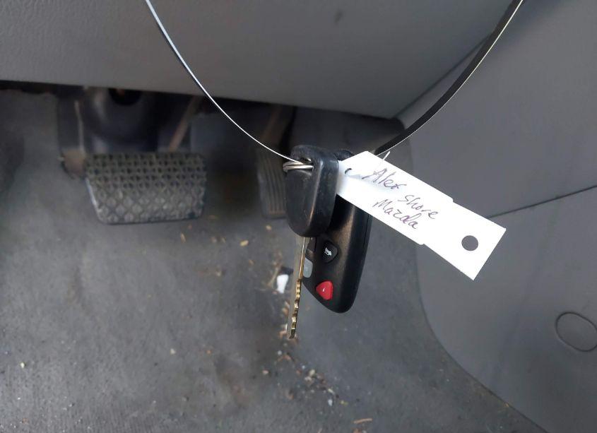 Photo 11 of 2005 Mazda 6 I (VIN 1YVHP80C155M40983)