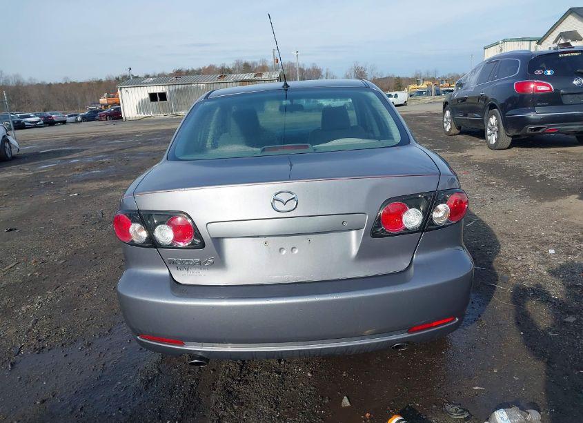 Photo 16 of 2008 Mazda Mazda6 I SPORT VE (VIN 1YVHP80C585M28338)