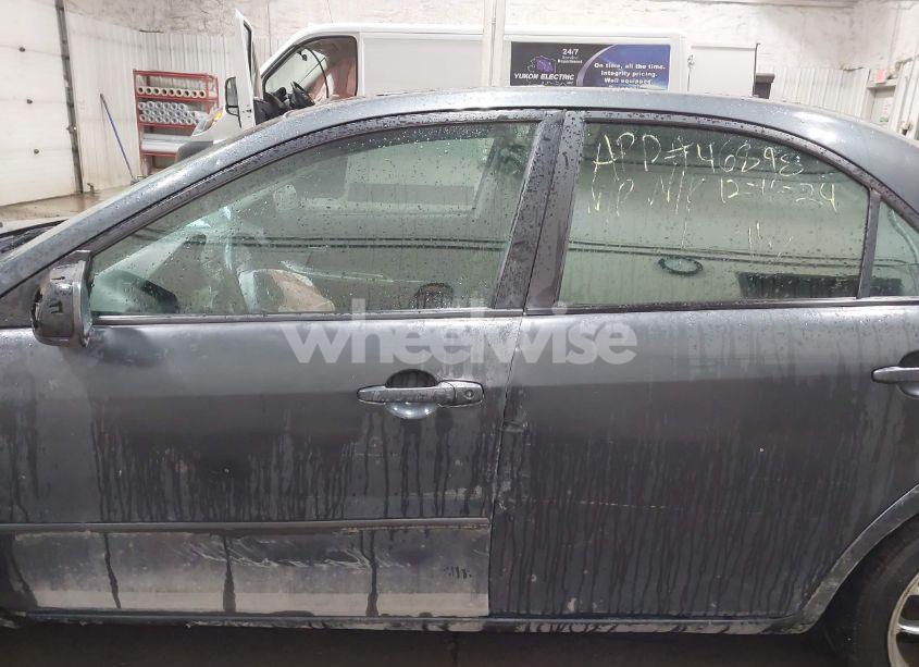 Photo 15 of 2003 Mazda Mazda6 S (VIN 1YVHP80DX35M24805)