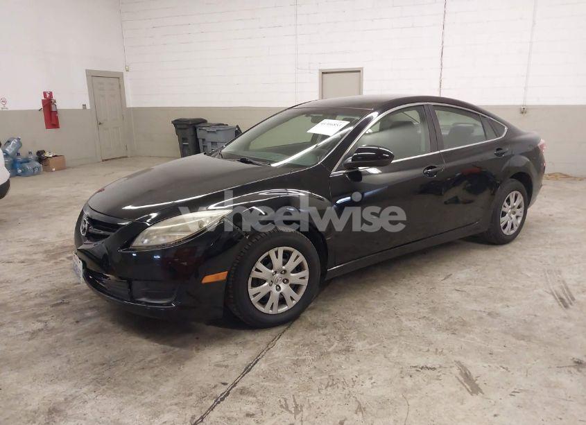 Photo 2 of 2009 Mazda Mazda6 I SPORT (VIN 1YVHP81A095M06617)