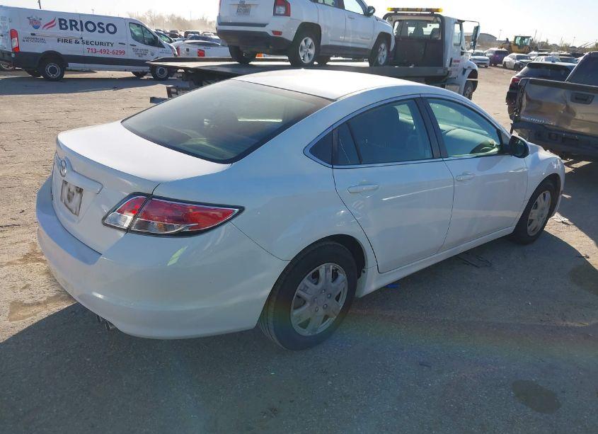 Photo 4 of 2009 Mazda Mazda6 I SPORT (VIN 1YVHP81A495M15062)