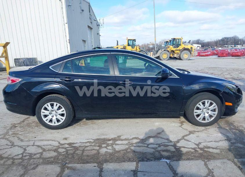 Photo 13 of 2009 Mazda Mazda6 I SPORT (VIN 1YVHP81A495M24490)