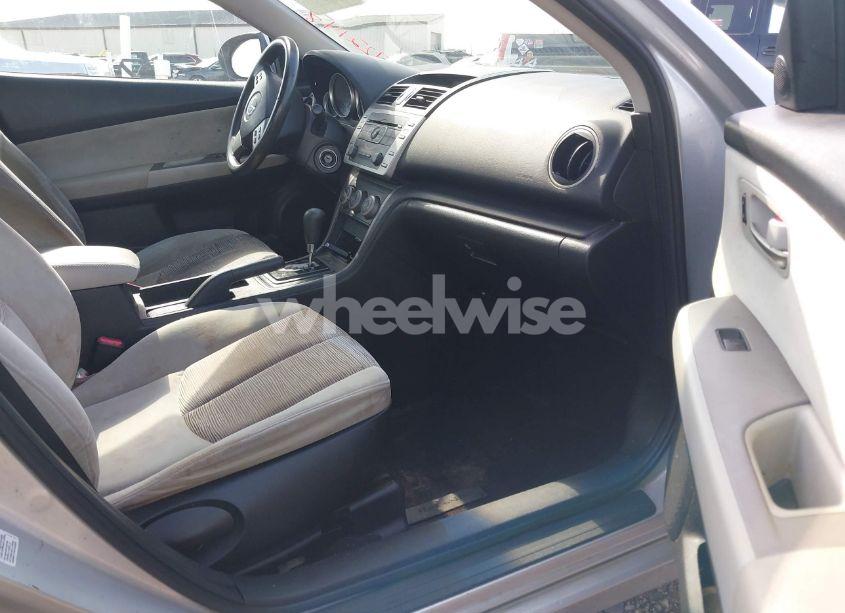 Photo 5 of 2009 Mazda Mazda6 I SPORT (VIN 1YVHP81A495M24828)