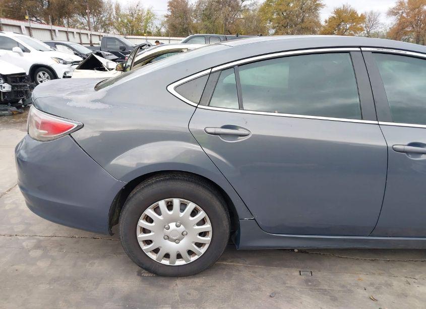 Photo 18 of 2009 Mazda Mazda6 I SPORT (VIN 1YVHP81A695M32509)