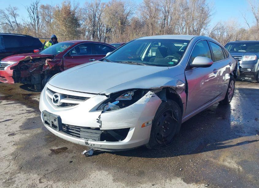 Photo 2 of 2009 Mazda Mazda6 I SPORT (VIN 1YVHP81A995M16689)