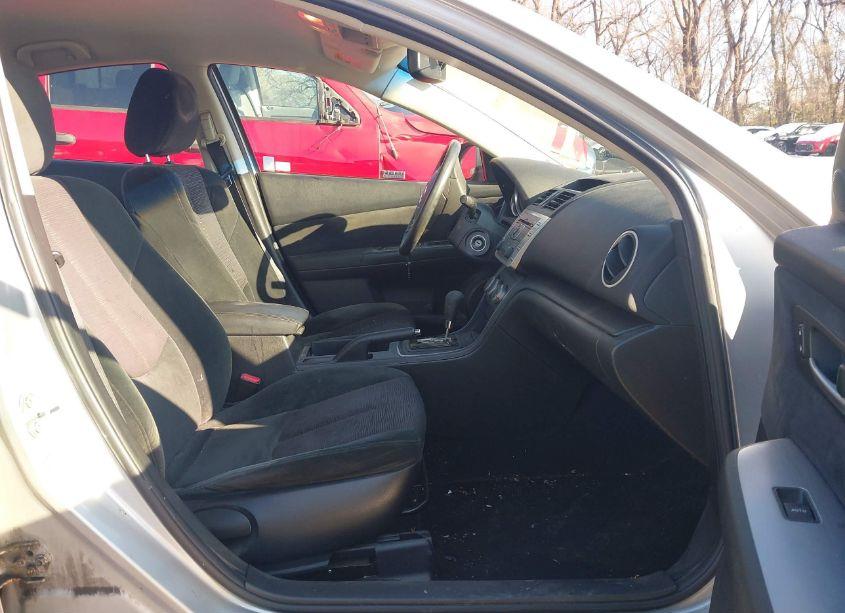 Photo 5 of 2009 Mazda Mazda6 I SPORT (VIN 1YVHP81A995M16689)