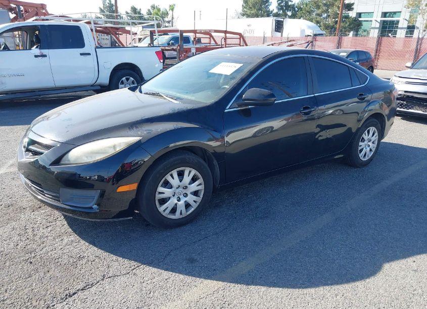 Photo 2 of 2009 Mazda Mazda6 I SPORT (VIN 1YVHP81AX95M24073)