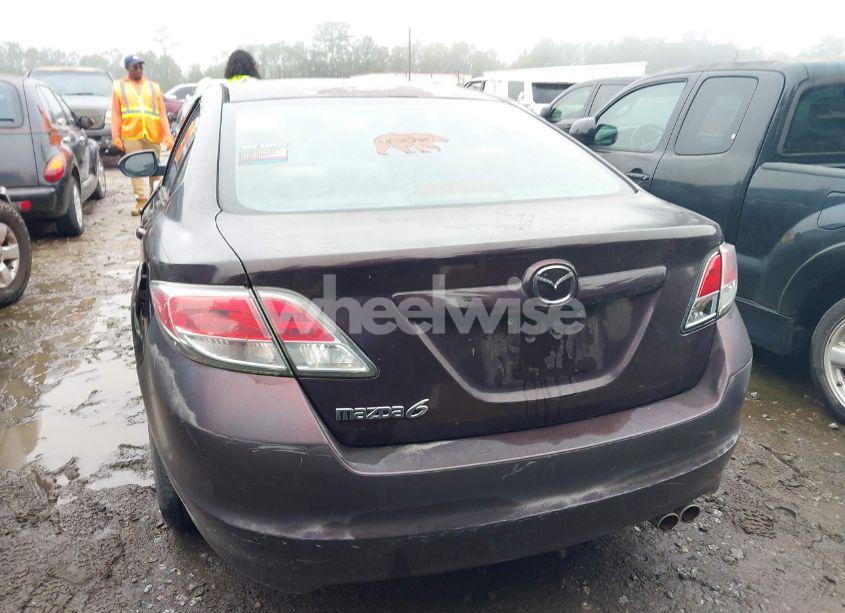 Photo 6 of 2009 Mazda Mazda6 I SPORT (VIN 1YVHP81H095M51196)