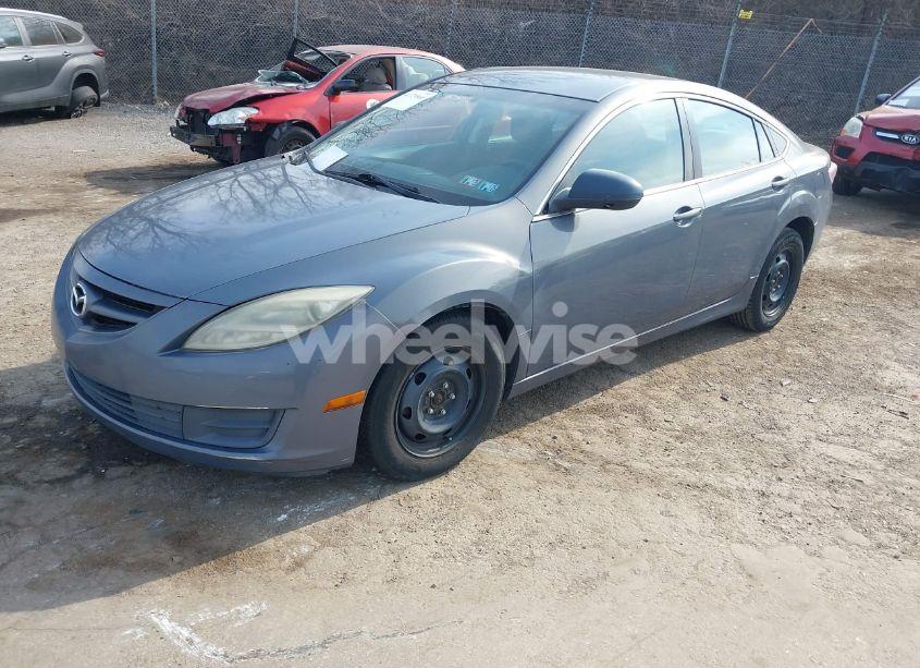 Photo 2 of 2010 Mazda Mazda6 I SPORT (VIN 1YVHZ8BH0A5M03730)