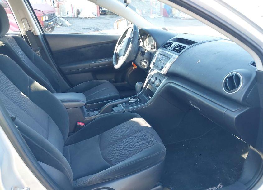 Photo 5 of 2010 Mazda Mazda6 I SPORT (VIN 1YVHZ8BH0A5M18485)