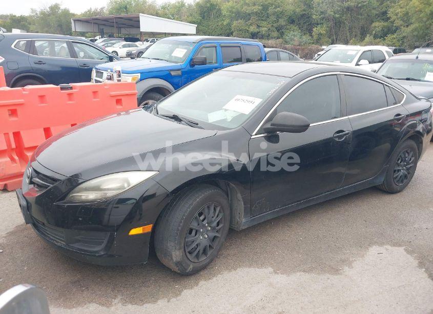 Photo 2 of 2013 Mazda Mazda6 I SPORT (VIN 1YVHZ8BH0D5M06471)