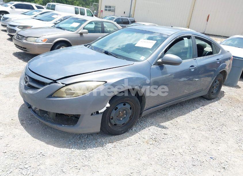 Photo 2 of 2010 Mazda Mazda6 (VIN 1YVHZ8BH1A5M58221)