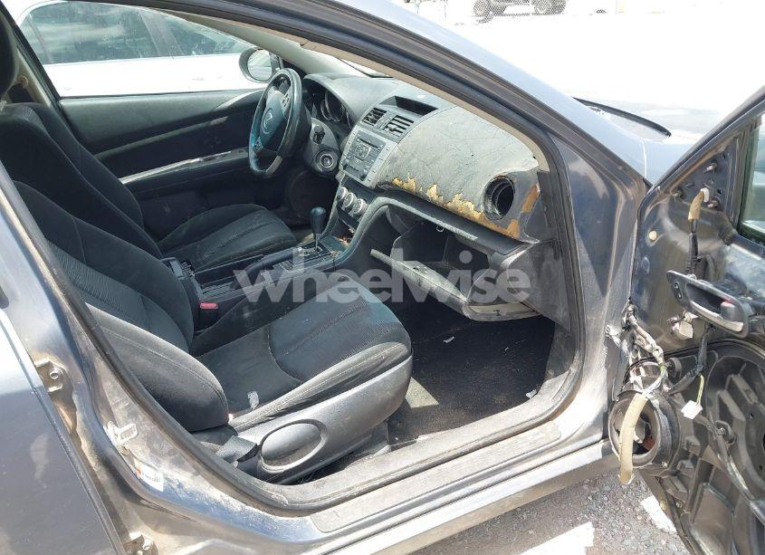 Photo 5 of 2010 Mazda Mazda6 (VIN 1YVHZ8BH1A5M58221)