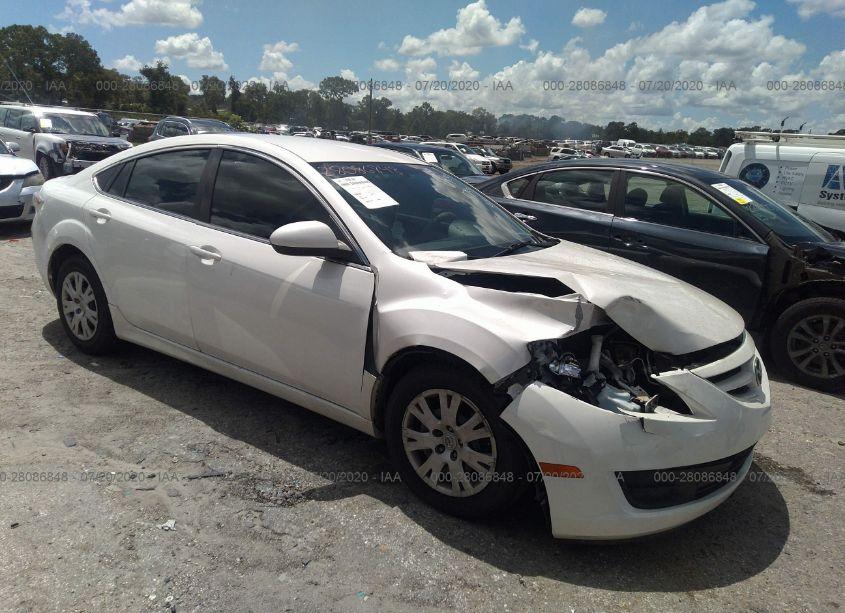 2013 Mazda Mazda6 I SPORT (VIN 1YVHZ8BH1D5M16734) main photo