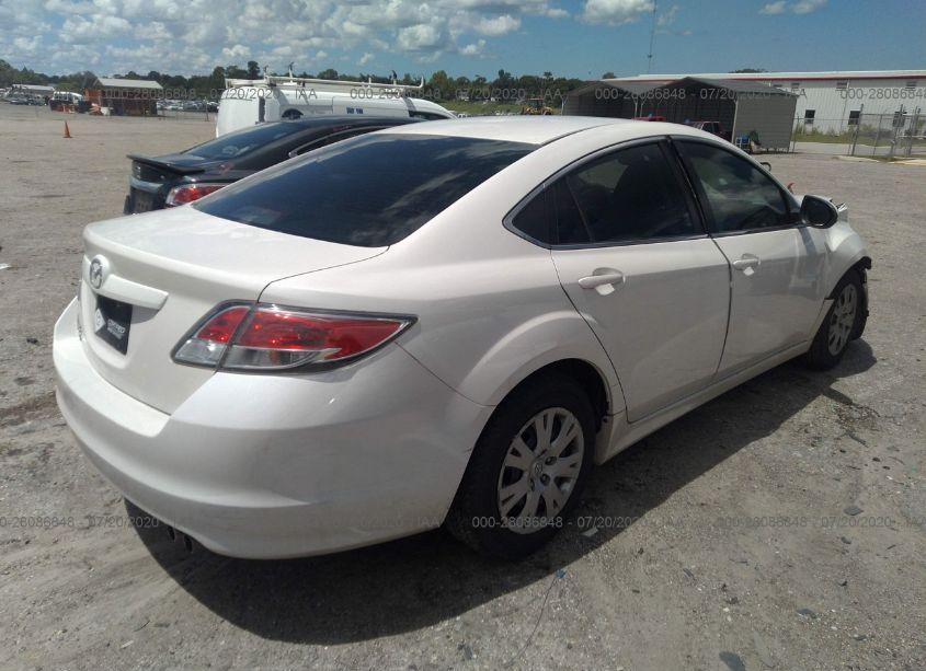 Photo 4 of 2013 Mazda Mazda6 I SPORT (VIN 1YVHZ8BH1D5M16734)