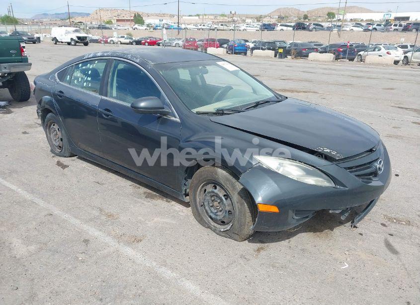 2013 Mazda Mazda6 I SPORT (VIN 1YVHZ8BH2D5M11963) main photo