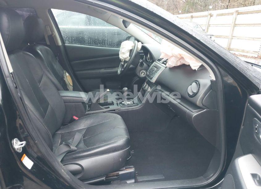 Photo 5 of 2010 Mazda Mazda6 I SPORT (VIN 1YVHZ8BH3A5M02605)