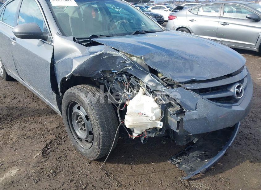 Photo 6 of 2010 Mazda Mazda6 I SPORT (VIN 1YVHZ8BH4A5M24855)