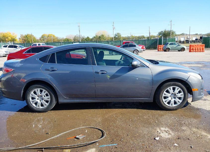 Photo 13 of 2011 Mazda Mazda6 I SPORT (VIN 1YVHZ8BH4B5M04431)